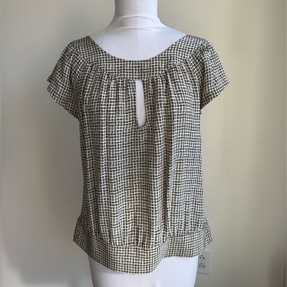 TWELFTH STREET BY CYNTHIA VINCENT BLACK AND WHITE SILK BLOUSE SIZE SMALL